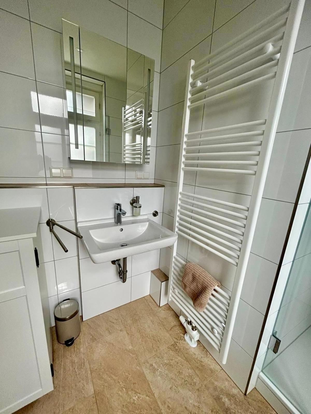 Exklusives Haus, Ruhig Gelegen Im Innenhof, Zentral, Lichtdurchflutet, كارلسروه المظهر الخارجي الصورة